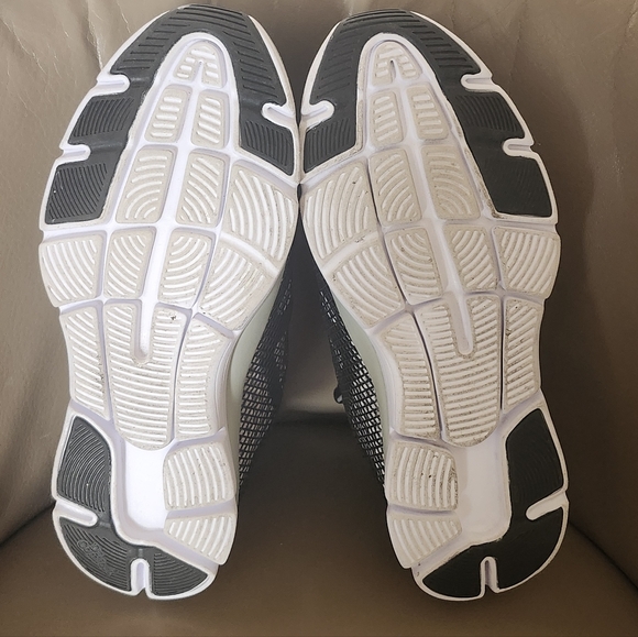 DR. COMFORT MEN'S SIZE 10W SHOE.  $33 - Picture 7 of 15